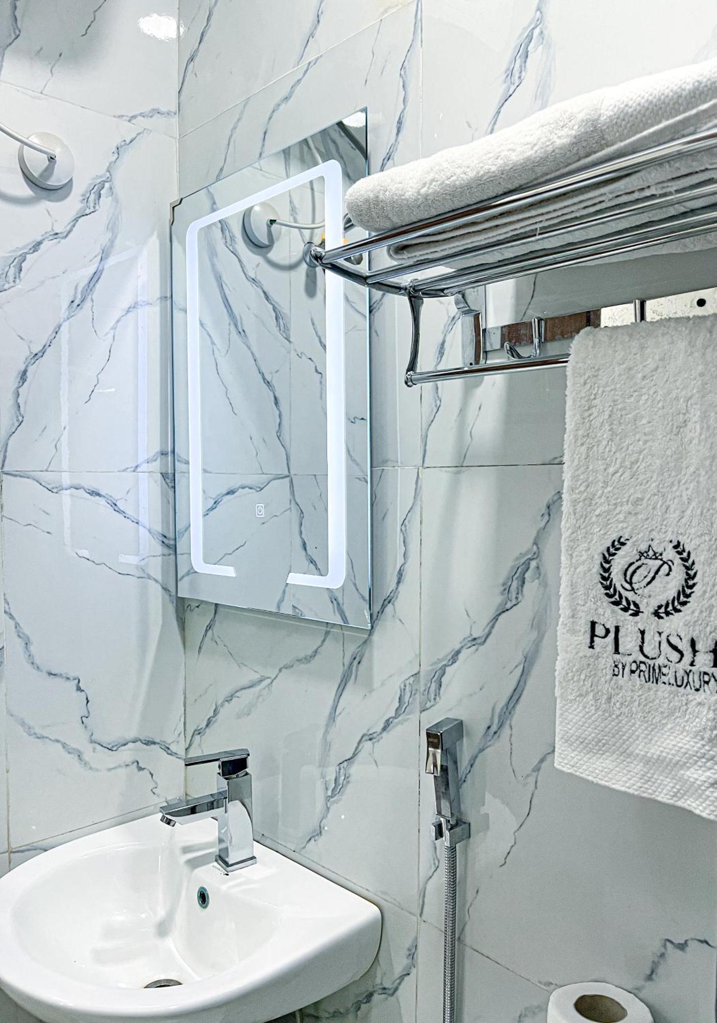 Plush Hotel,아부자 외부 사진